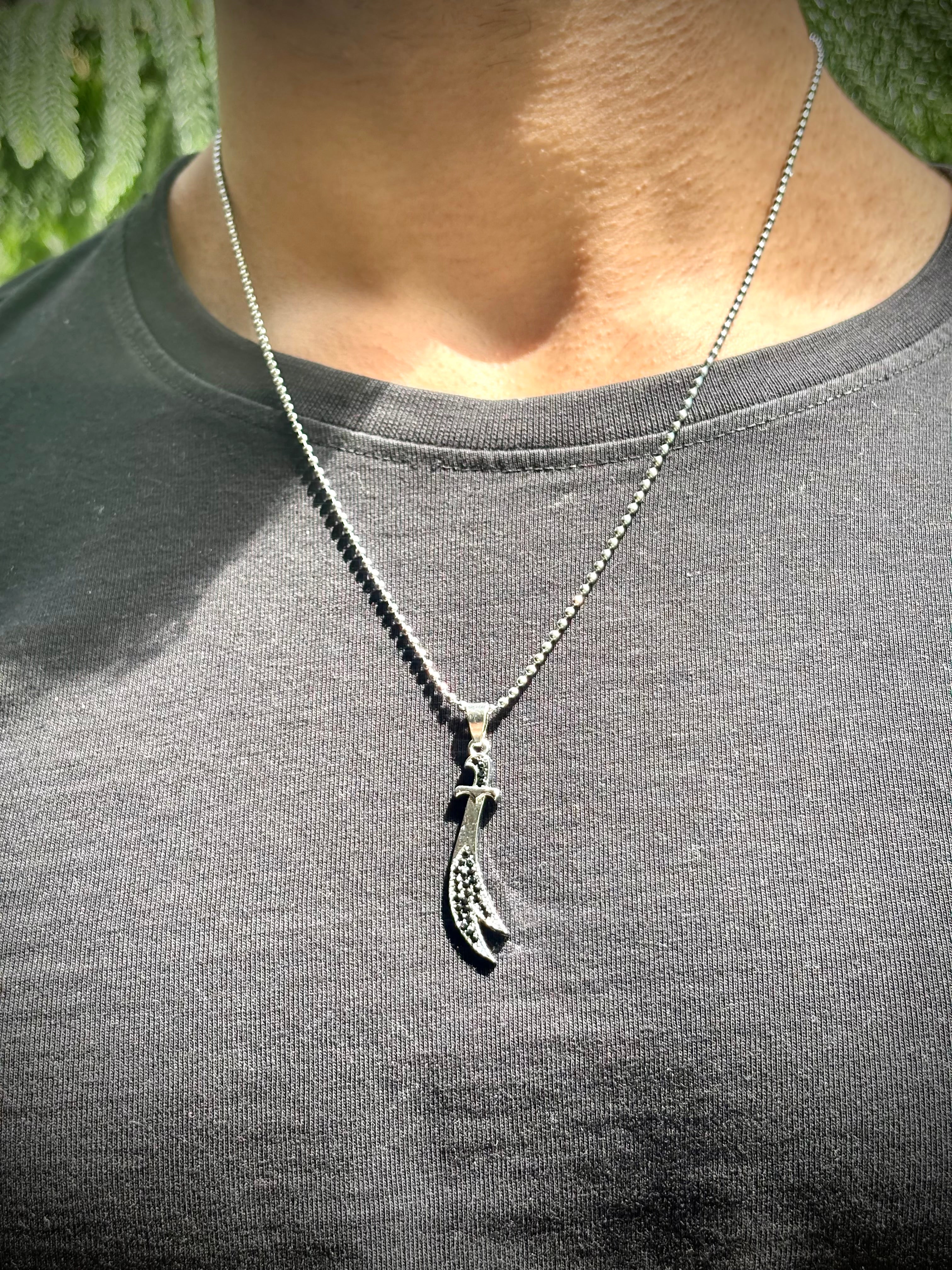 Mini ninja battle sword pendant with chain (Limited edition) – Gonzo
