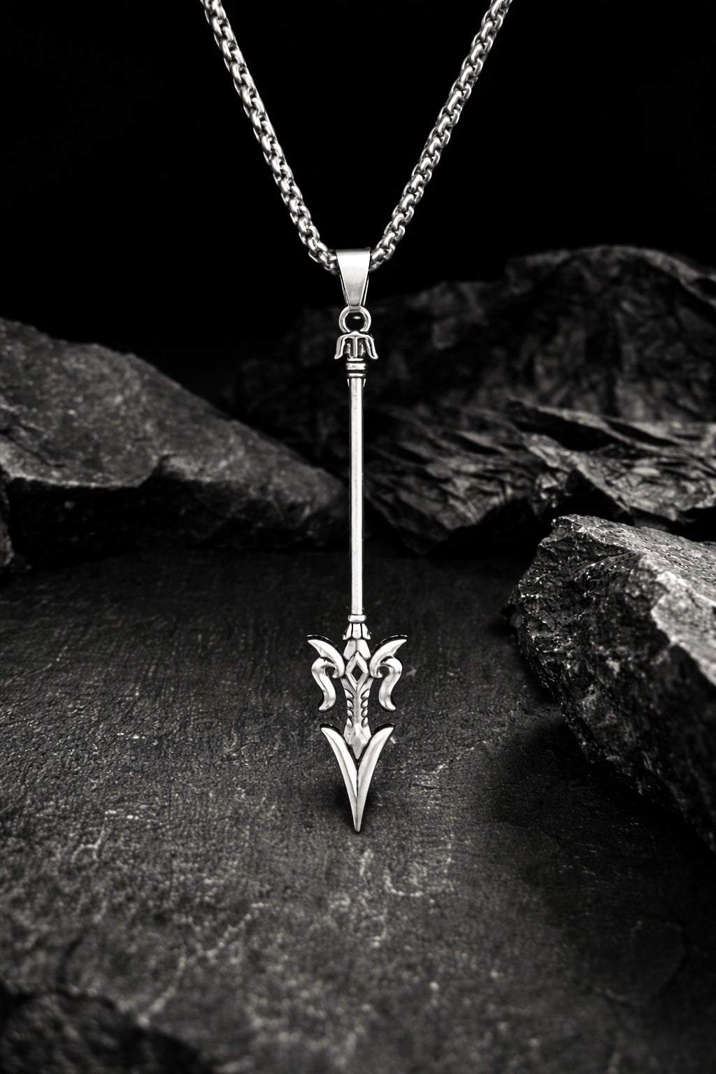 Viking arrow pendant with chain