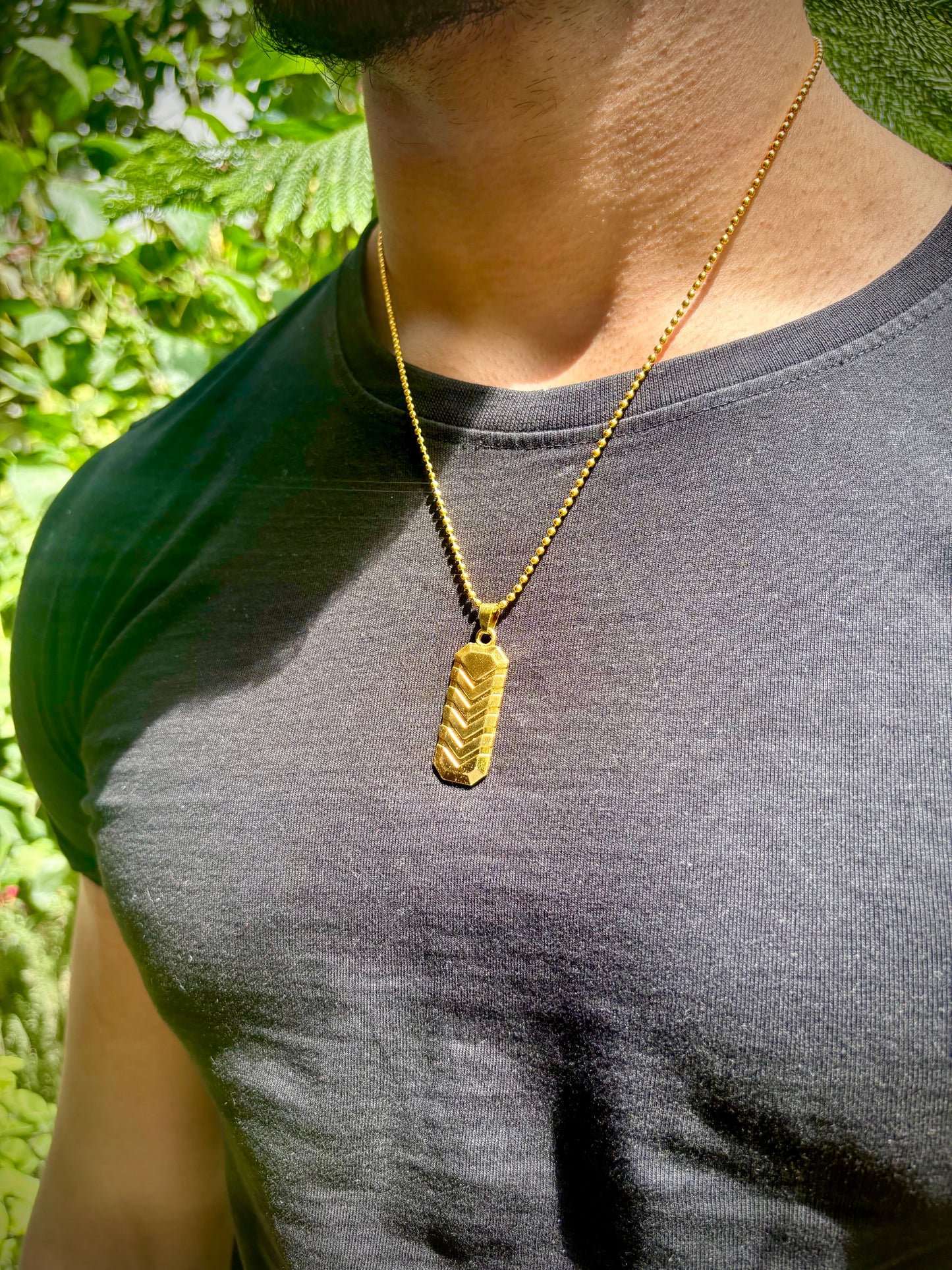 Ignite Gold bar pendant with chain (Limited edition)