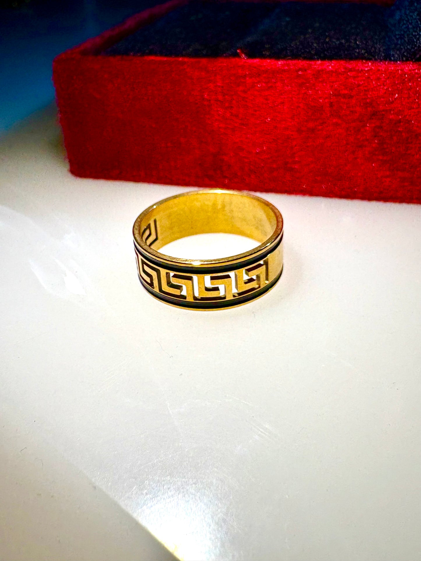 18k gold plated emperial maze band (Size - universal one size)