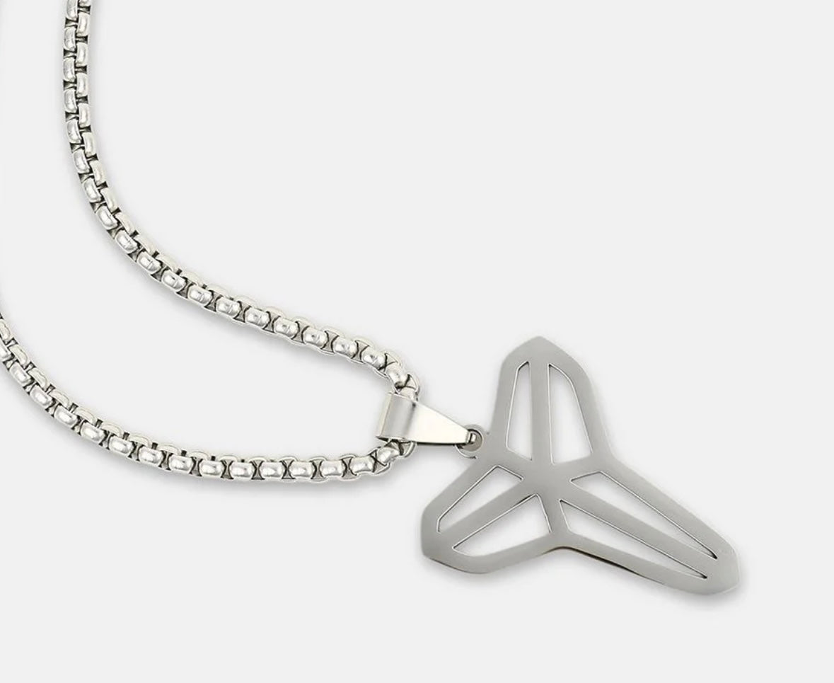 Venomous mamba pendant with chain (Limited edition)