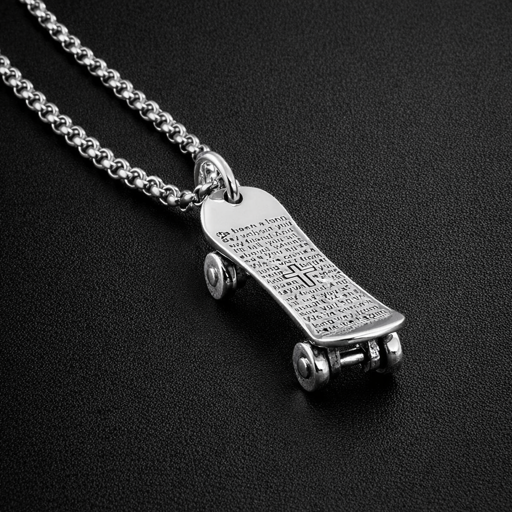 Urban skateboard pendant with chain (Limited edition)