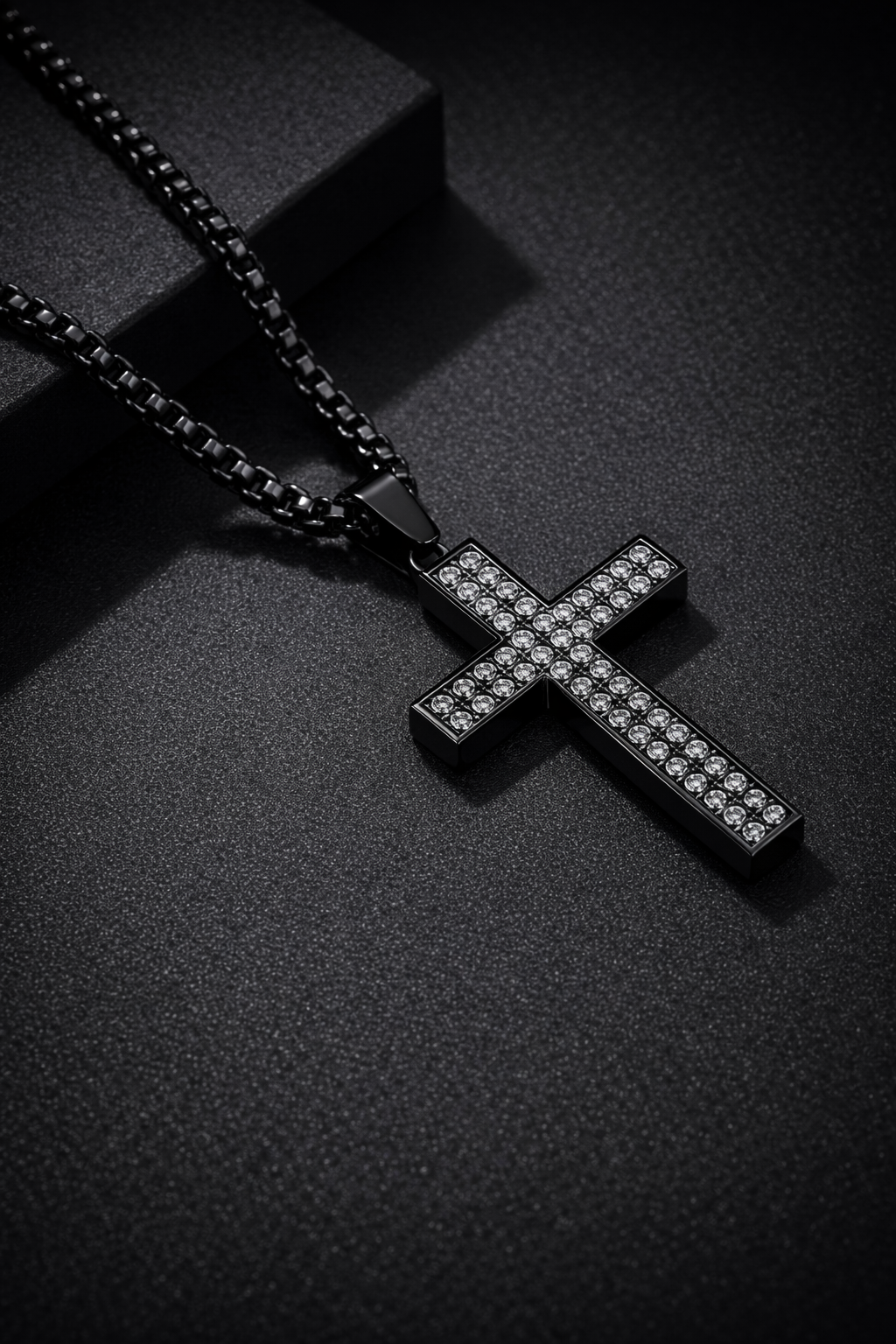 Iced out alpha cross (Jet black edition)