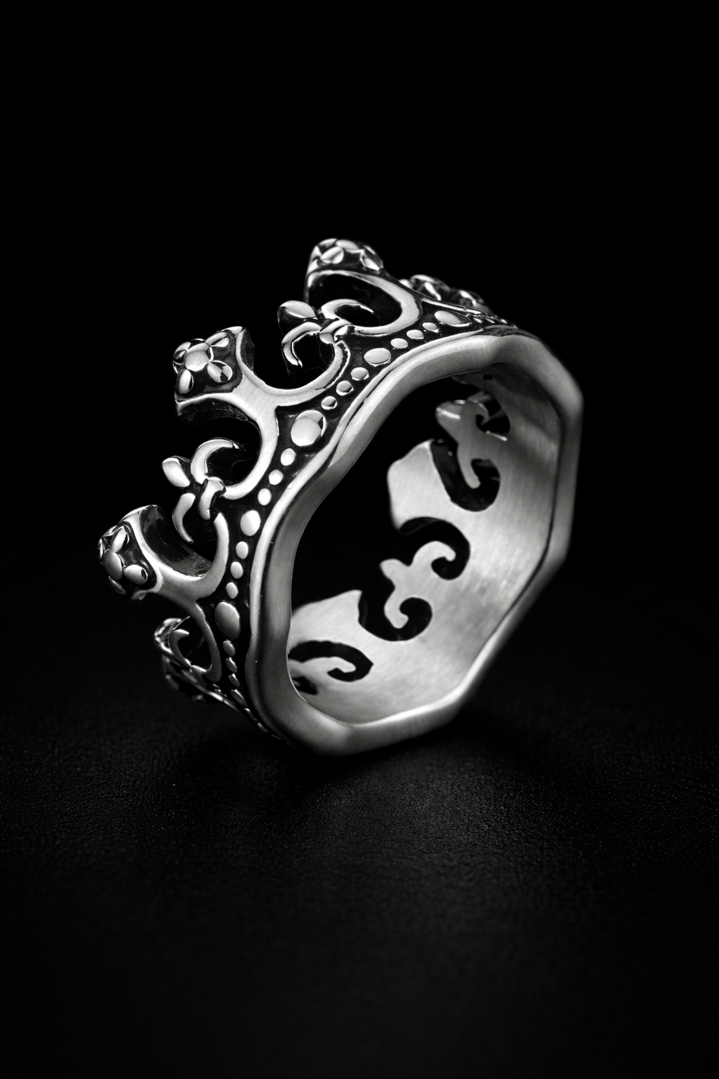 Shadow kingdom crown ring (limited edition)