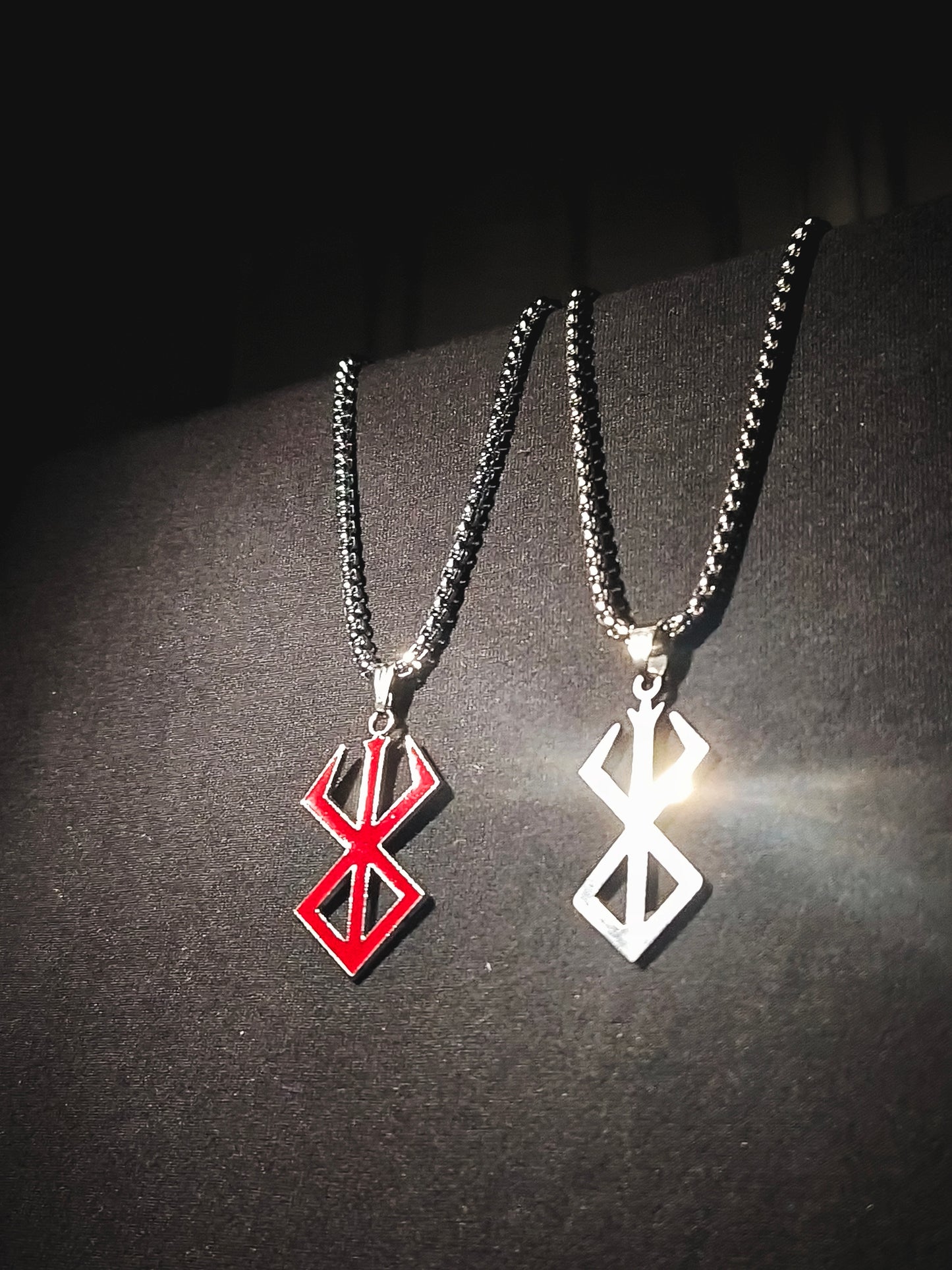 Berserk pendant chain Combo Limited Edition