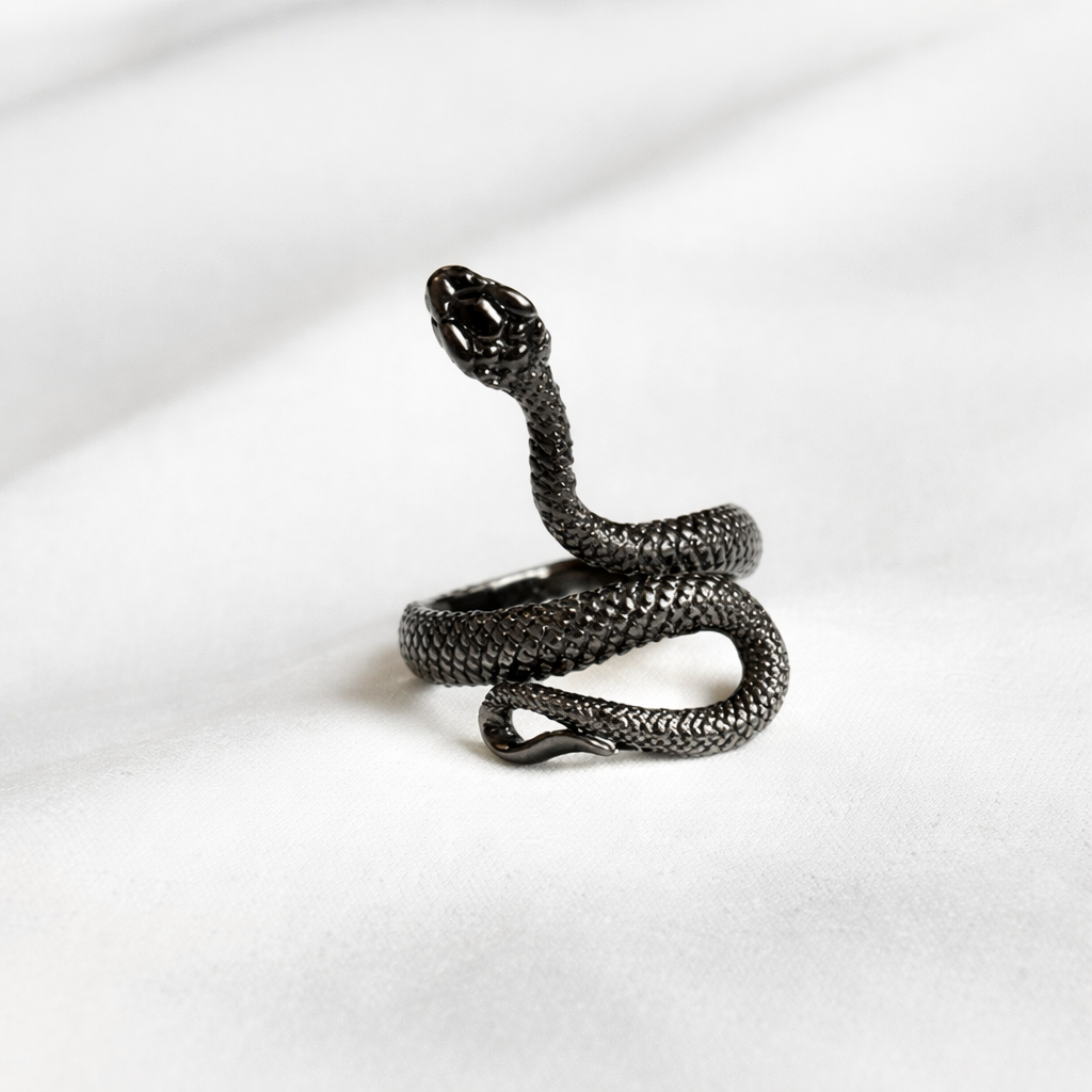 Venomous Black mamba adjustable Ring (Limited edition)