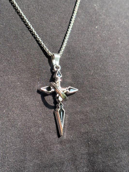 Cross blade pendant with chain