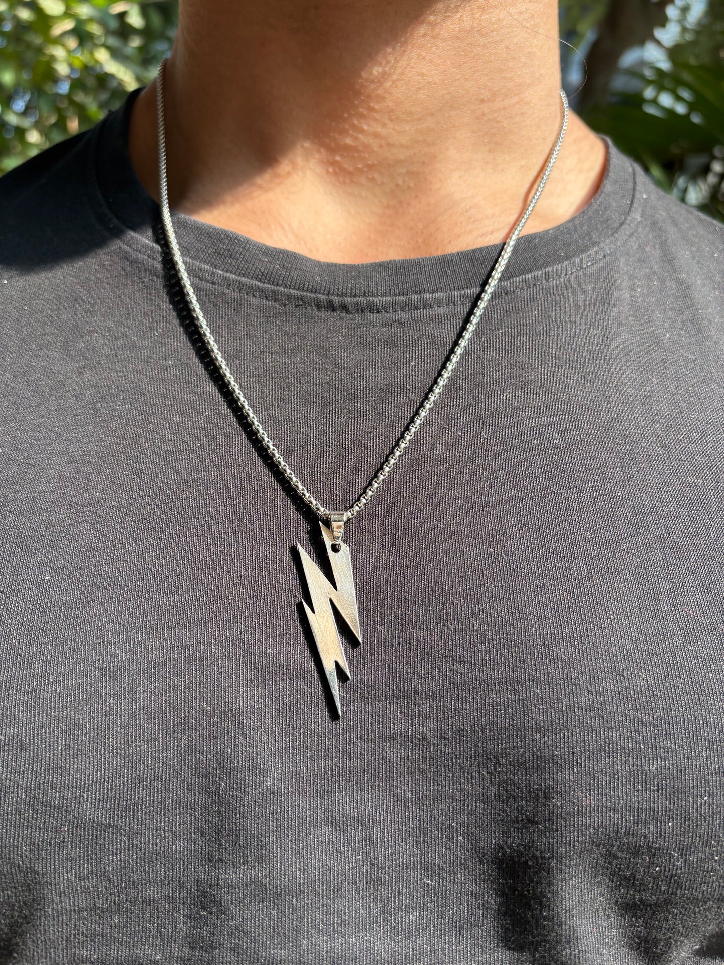 Thunder strike pendant with chain (Limited edition)