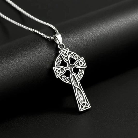 Classic Celtic cross pendant with chain (Limited edition)
