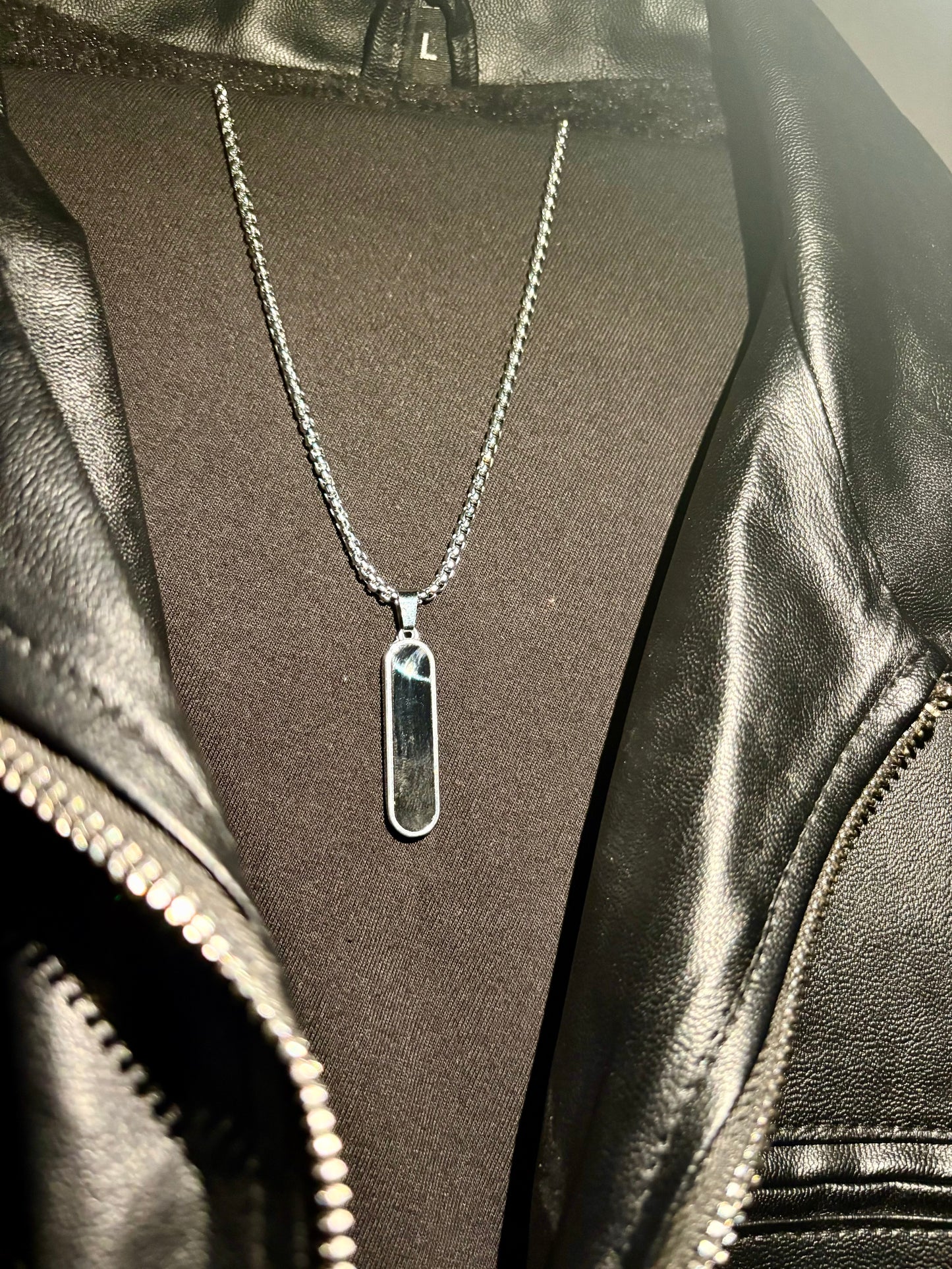 Obsidian bar pendant chain
