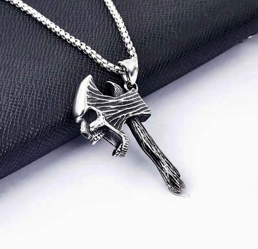 Screaming skulled axe gothic pendant with chain (Limited edition)