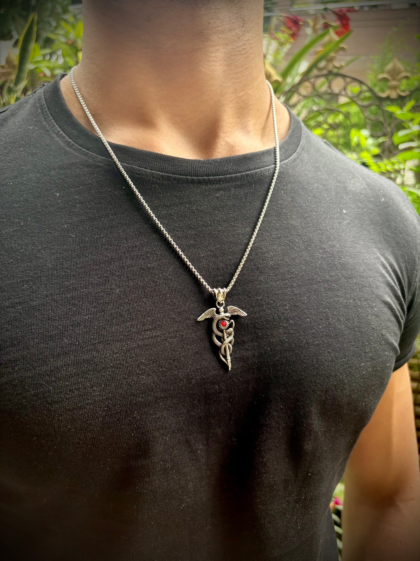 Vampire’s viper cross pendant with chain (Limited edition)