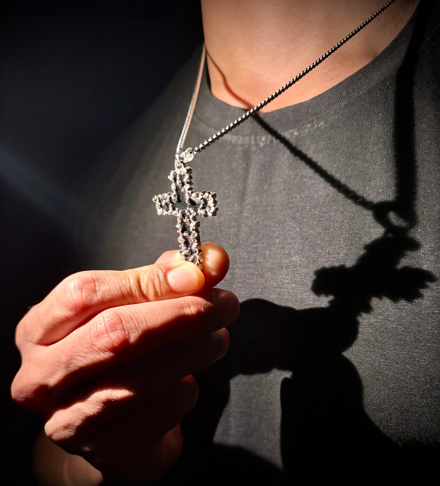 Froasted eclipse pendant with chain (Limited edition)