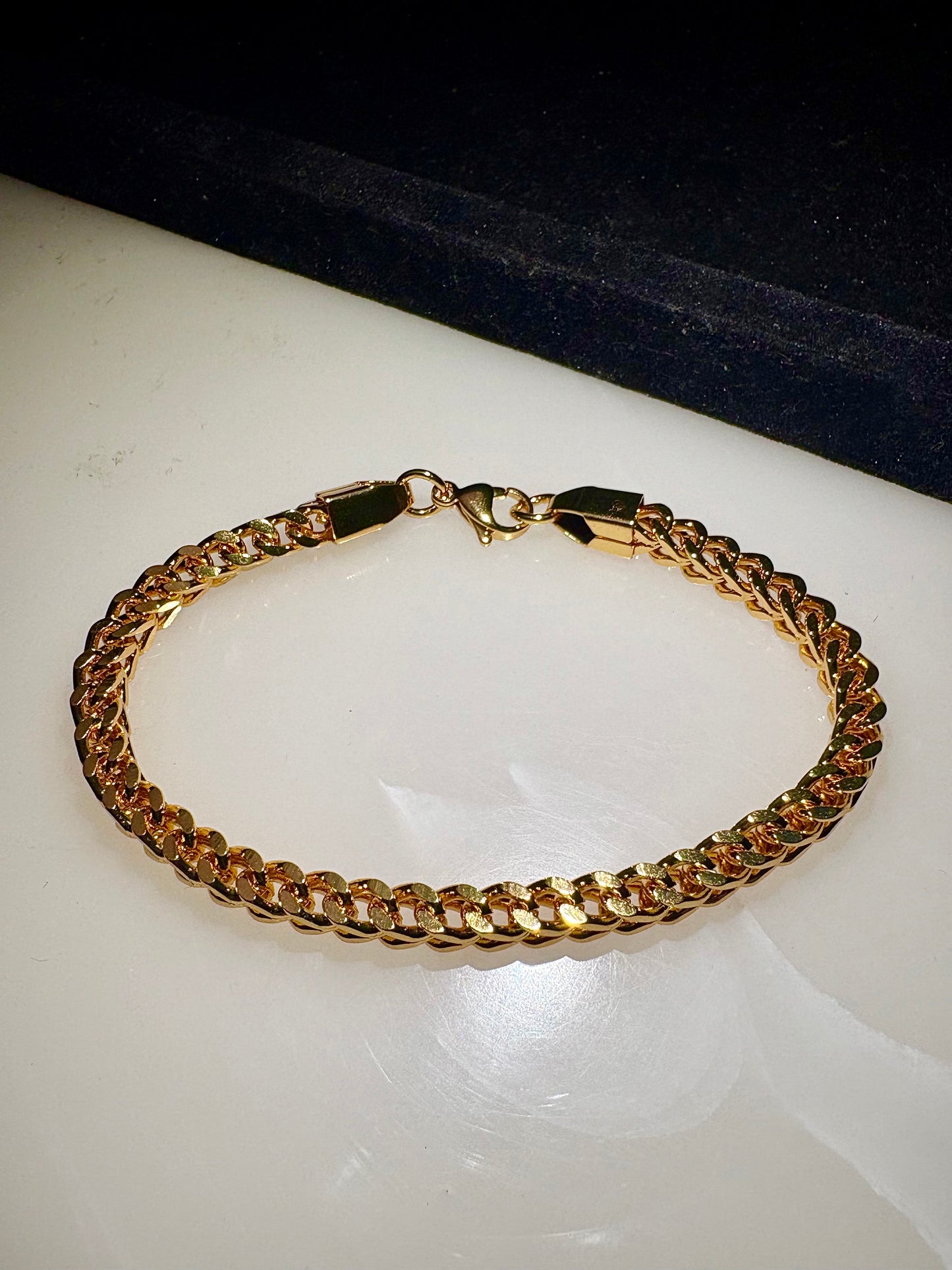 Golden eclipse bracelet (Limited edition)