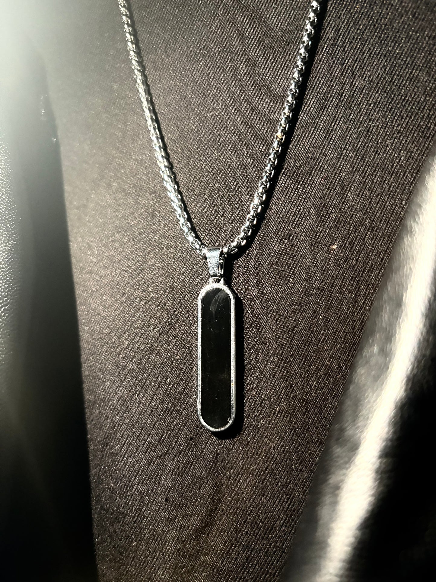 Obsidian bar pendant chain