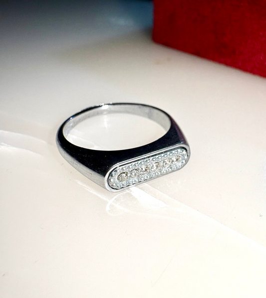 Urban emperor micro diamond ring (Size - Universal one size)